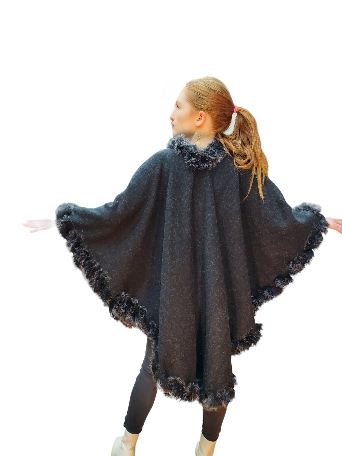 Cape Style 1340 Black Chinchilla